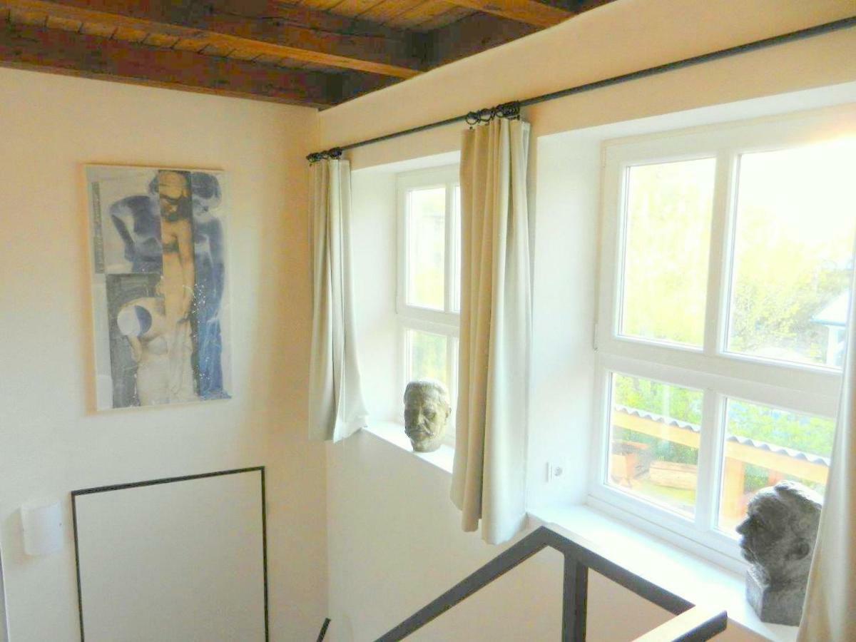 Atelier Apartment